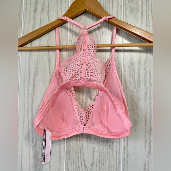 Victoria's Secret  Bralette Bra Pink Size M w/VS Credit Card Holder Keychain - Picture 4 of 6